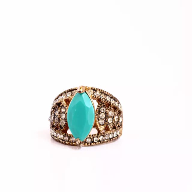 Beautiful Green Color Stone Ring